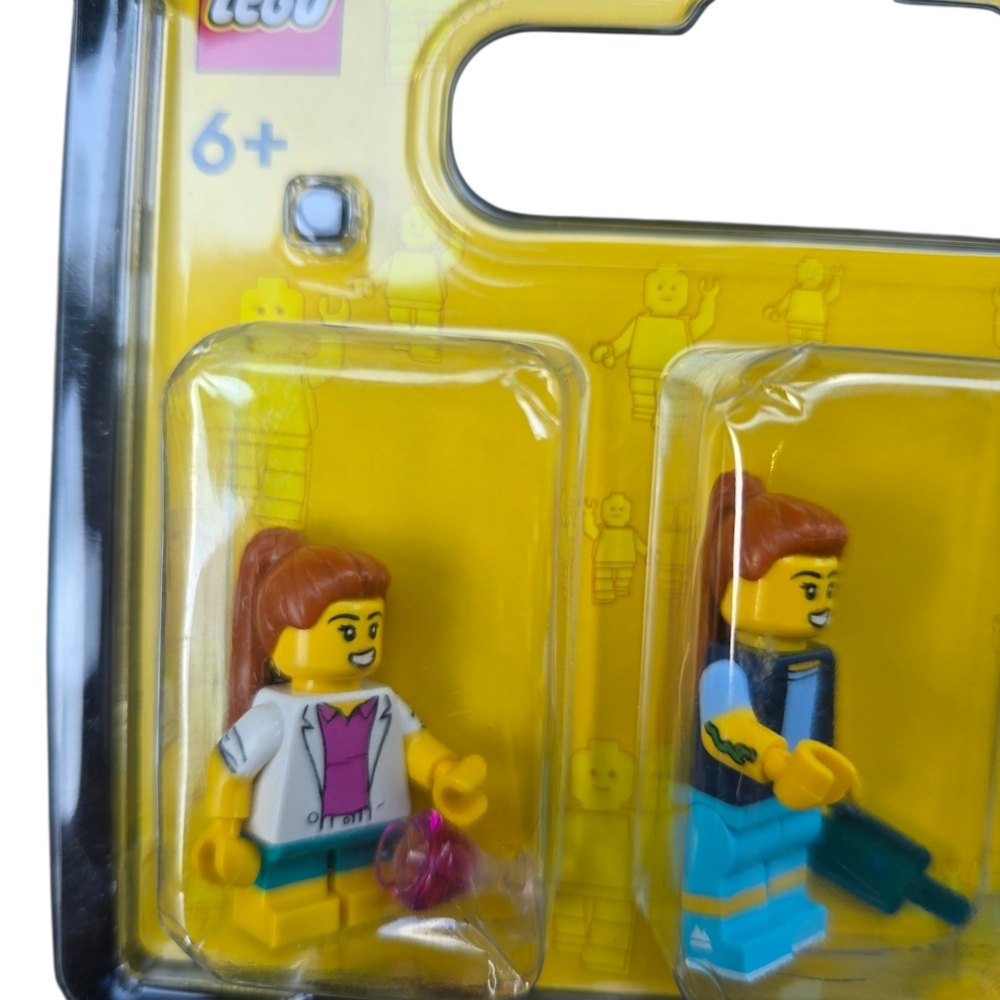LEGO 647603 Minifigure 3 Pack Sealed | LEGO Collectible Figures - Picture 3 of 7
